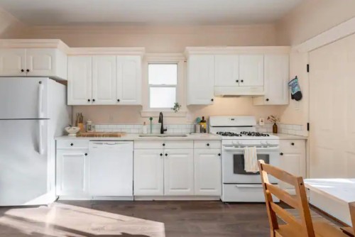 Main-524 12th Avenue E, Vancouver, BC V5T 2H5 5