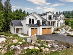 4597 Woodgreen Drive  West Vancouver, BC V7S 2V3