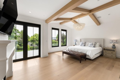 4597 Woodgreen Drive, West Vancouver, BC - Indoor Photo Showing Bedroom
