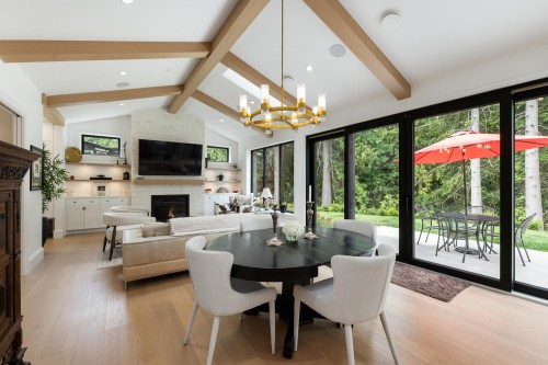 4597 Woodgreen Drive, West Vancouver, BC - Indoor With Fireplace