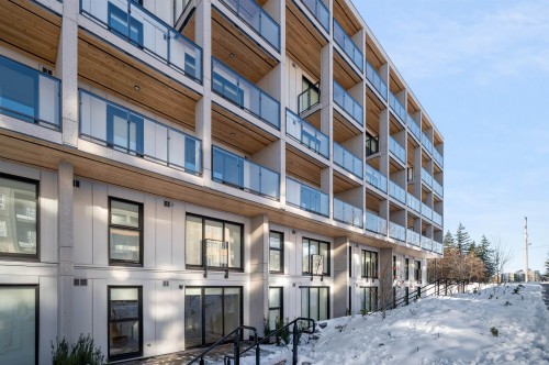 214-9888 University Crescent, Burnaby, BC - Outdoor