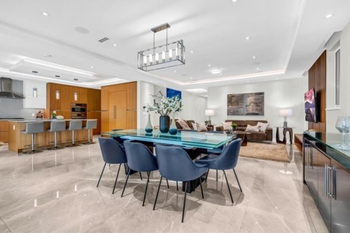4470 Capilano Road, North Vancouver, BC - Indoor Photo Showing Dining Room