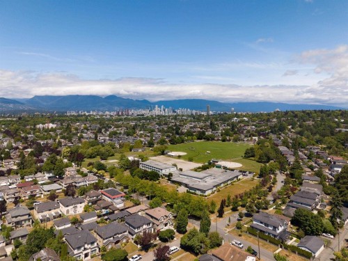 2305 King Edward Avenue W, Vancouver, BC - Outdoor With View