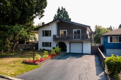 3466 Upton Road  North Vancouver, BC V7K 2M3
