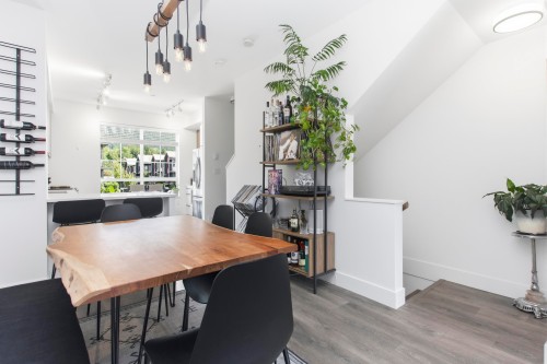 38038 Keel Way, Squamish, BC - Indoor Photo Showing Dining Room