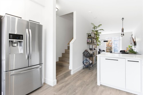 38038 Keel Way, Squamish, BC - Indoor Photo Showing Kitchen