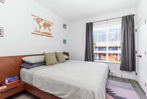 38038 Keel Way, Squamish, BC - Indoor Photo Showing Bedroom
