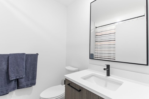 38038 Keel Way, Squamish, BC - Indoor Photo Showing Bathroom