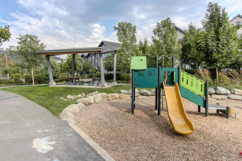 38038 Keel Way, Squamish, BC - Outdoor