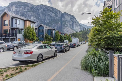 38038 Keel Way, Squamish, BC - Outdoor