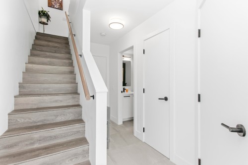 38038 Keel Way, Squamish, BC - Indoor Photo Showing Other Room