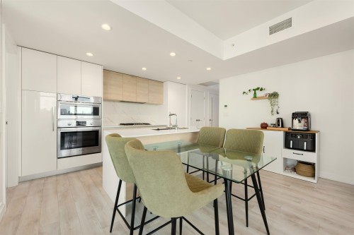 1808-2085 Skyline Crescent, Burnaby, BC - Indoor