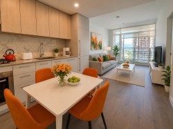 2008-6468 Willingdon Avenue  Burnaby, BC V5H 0L3