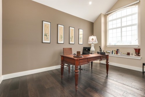 1325 Kingston Street, Coquitlam, BC - Indoor Photo Showing Office