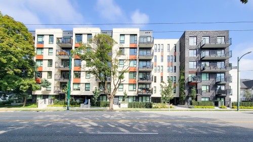 401-2235 Broadway E, Vancouver, BC - Outdoor With Facade