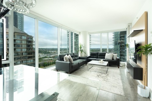 2607-4189 Halifax Street  Burnaby, BC V5C 0H9