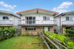 4657 Slocan Street  Vancouver, BC V5R 1Z8