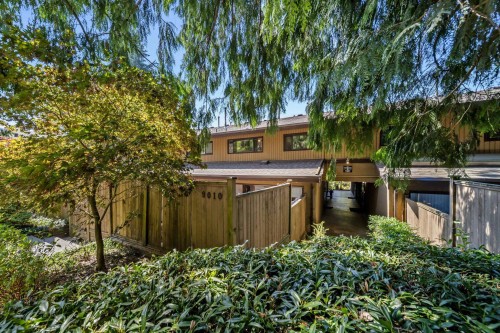 9010 Centaurus Circle, Burnaby, BC - Outdoor