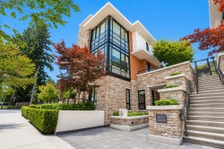 102-1055 Ridgewood Drive  North Vancouver, BC V7R 0A6