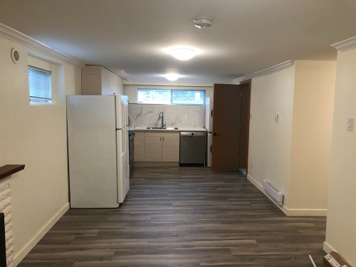2-4136 Gilpin Crescent, Burnaby, BC - Indoor