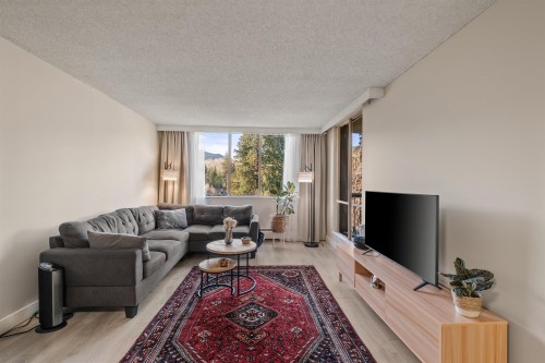 1205-2012 Fullerton Avenue  North Vancouver, BC V7P 3E3