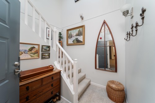 34-3960 Canada Way, Burnaby, BC - Indoor Photo Showing Other Room