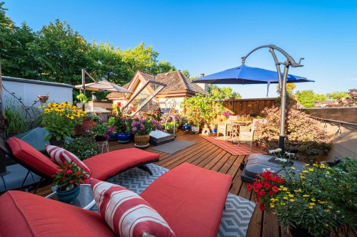 34-3960 Canada Way, Burnaby, BC - Outdoor