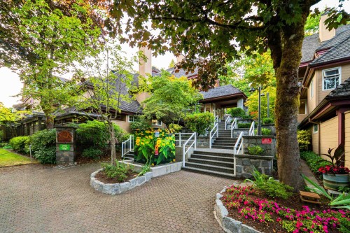 34-3960 Canada Way, Burnaby, BC - Outdoor
