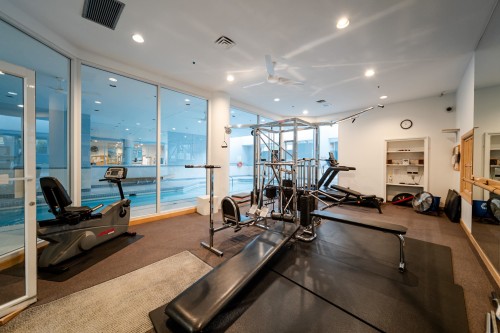 34-3960 Canada Way, Burnaby, BC - Indoor Photo Showing Gym Room