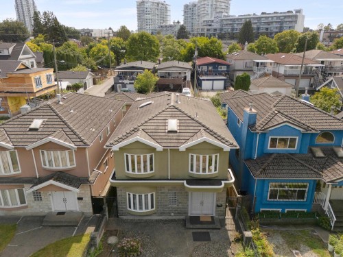 2170 28Th Avenue E, Vancouver, BC - Outdoor With Facade
