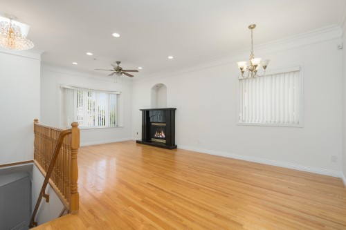 2170 28Th Avenue E, Vancouver, BC - Indoor With Fireplace
