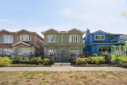 2170 28Th Avenue E, Vancouver, BC - Outdoor With Facade