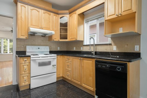2170 28Th Avenue E, Vancouver, BC - Indoor Photo Showing Kitchen With Double Sink