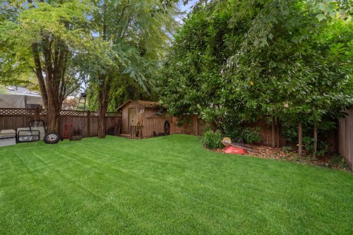 22760 Balabanian Circle, Maple Ridge, BC - Outdoor