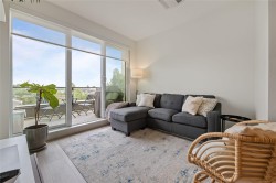 612-7588 16th Street Burnaby, BC V3N 0H8