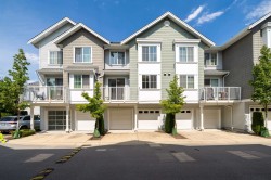 52-5550 Admiral Way Delta, BC V4K 0C4