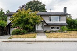 3067 Newberry Street  Port Coquitlam, BC V3B 3J5