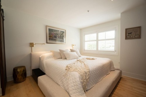 1989 13Th Avenue W, Vancouver, BC - Indoor Photo Showing Bedroom
