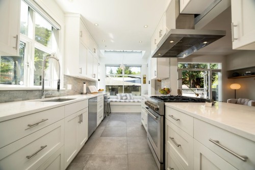 1989 13Th Avenue W, Vancouver, BC - Indoor Photo Showing Kitchen With Upgraded Kitchen