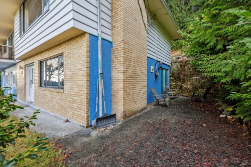 556 Ballantree Road, West Vancouver, BC - Outdoor
