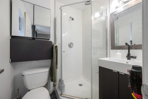 3342 Fromme Road, North Vancouver, BC - Indoor Photo Showing Bathroom