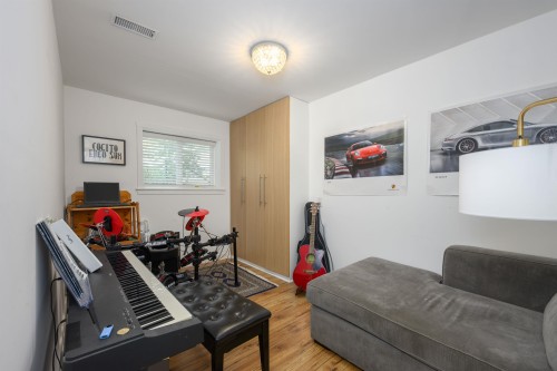 3342 Fromme Road, North Vancouver, BC - Indoor