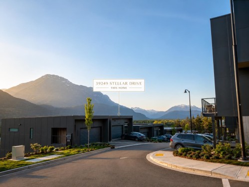 39249 Stellar Drive, Squamish, BC - Outdoor With View