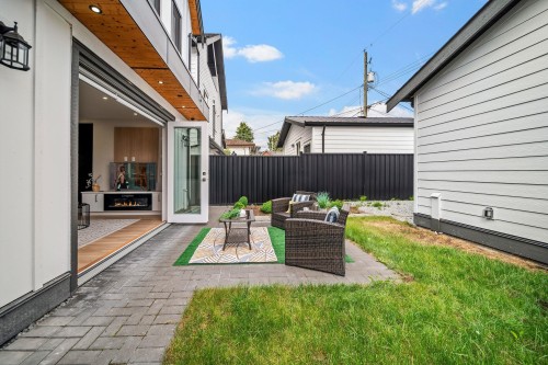 2369 Adanac Street, Vancouver, BC 