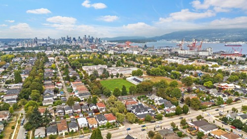 2369 Adanac Street, Vancouver, BC 