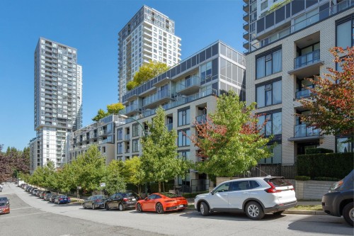 621-5598 Ormidale Street  Vancouver, BC V5R 0E5