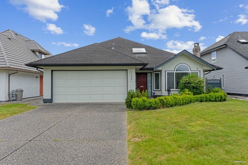 6288 Crescent Place  Delta, BC V4K 4V2