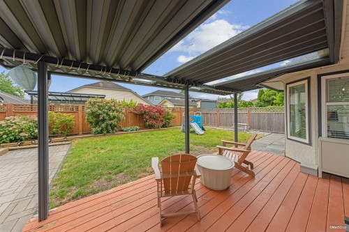 6288 Crescent Place, Delta, BC - Outdoor With Exterior