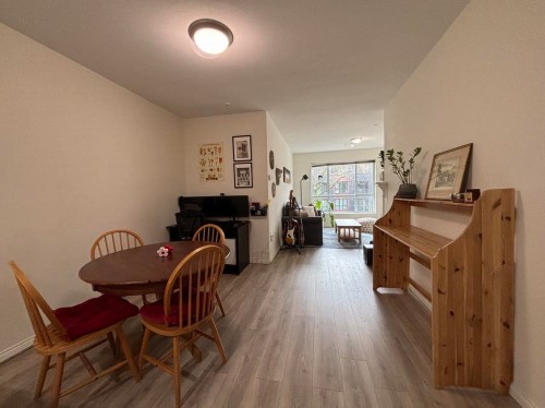 304-2755 Maple Street , Vancouver, BC V6J 5K1 2