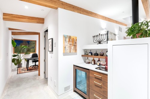 3823 Bayridge Avenue, West Vancouver, BC - Indoor Photo Showing Other Room